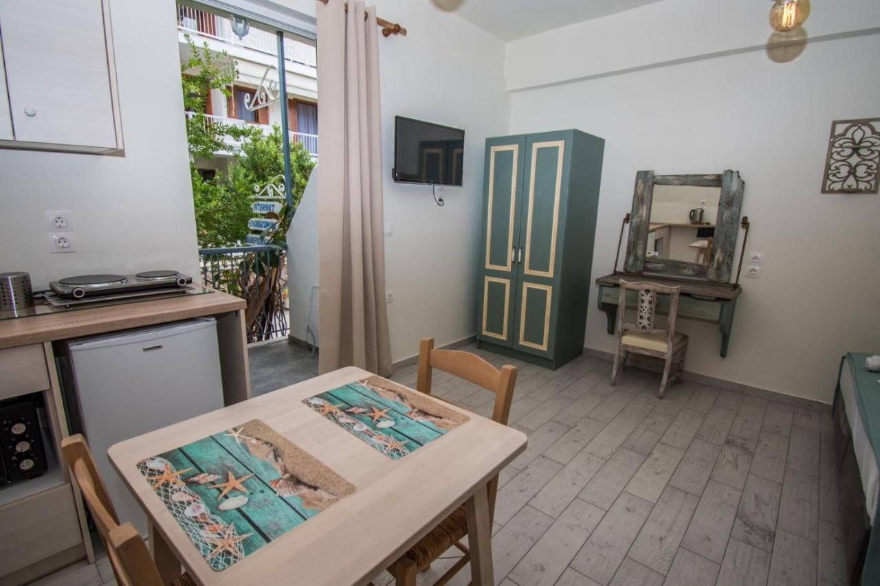 Alexandros Aparthotel Poros Town Eksteriør bilde